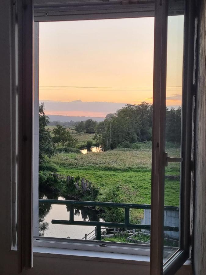 Le Moulin De La Risle Bed & Breakfast Corneville-sur-Risle ภายนอก รูปภาพ
